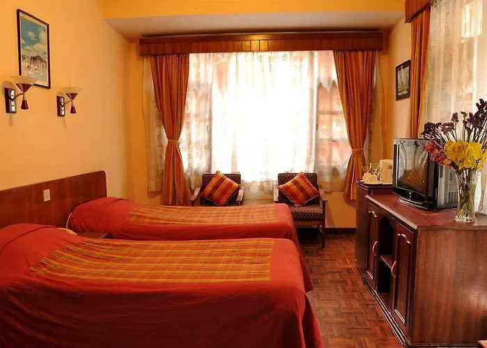 Excelsior Hotel 3*